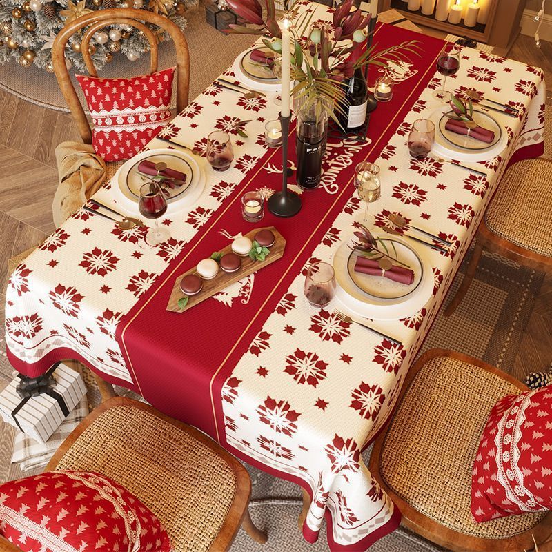 Elegant Christmas Tablecloths – Festive Decor for Your Dining & Coffee Tables