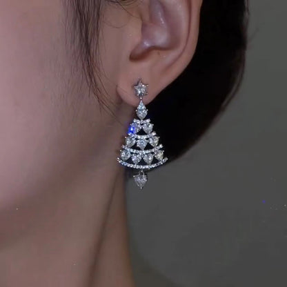 Elegant Crystal Christmas Tree Earrings – Sparkle with Holiday Glamour!