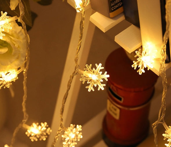 Enchanting LED Snowflake String Lights – Perfect for Festive Home Décor