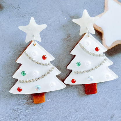 Festive Christmas Tree Earrings with Rhinestones – Perfect for Holiday Glam!