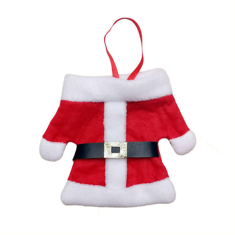 Santa Suit Christmas Cutlery Holder Set – Add Festive Fun to Your Table Setting!