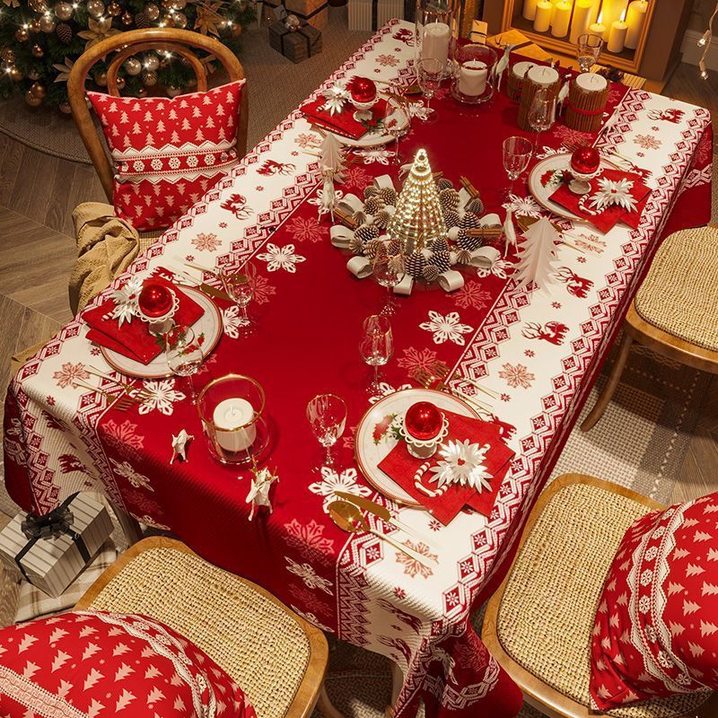 Elegant Christmas Tablecloths – Festive Decor for Your Dining & Coffee Tables