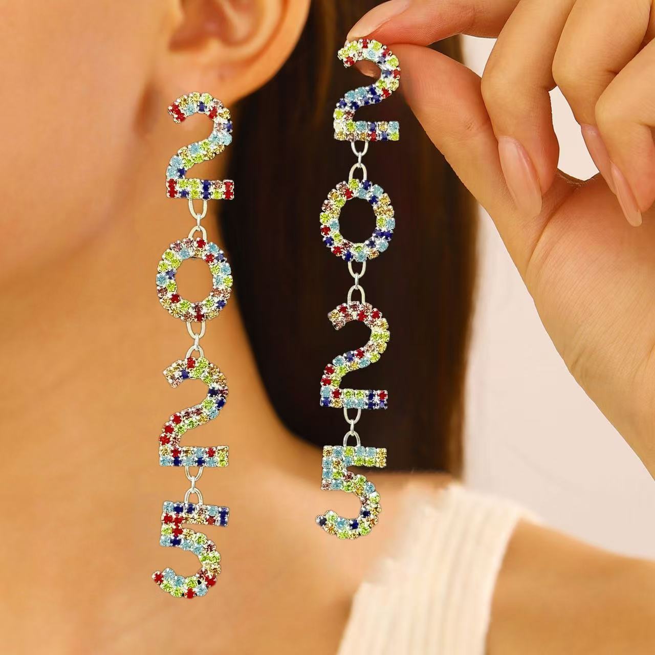 Celebrate 2025 in Style: Rhinestone Tassel Pendant Earrings