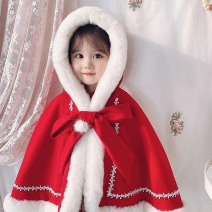 Kids’ Christmas Cape with Fur Collar - Cozy Fleece-lined Holiday Shawl for Little Girls